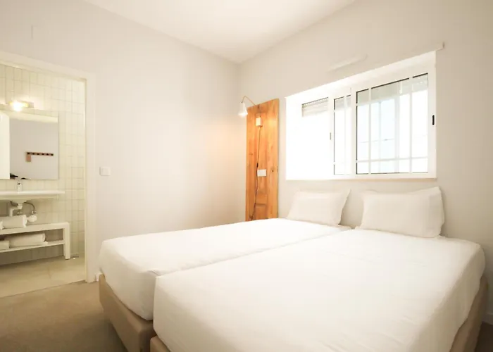 Ptm Downtown Vandrarhem Portimão