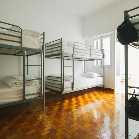 Ptm Downtown Hostel&suites * פורטימאו