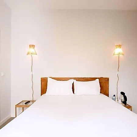 Ptm Downtown Hostel *