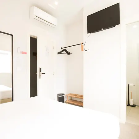 Ptm Downtown Hostel&suites * Портиман