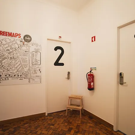 Ptm Downtown Hostel&suites * Портиман