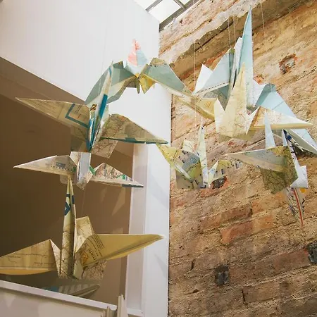 Ptm Downtown Hostel&suites Хостел